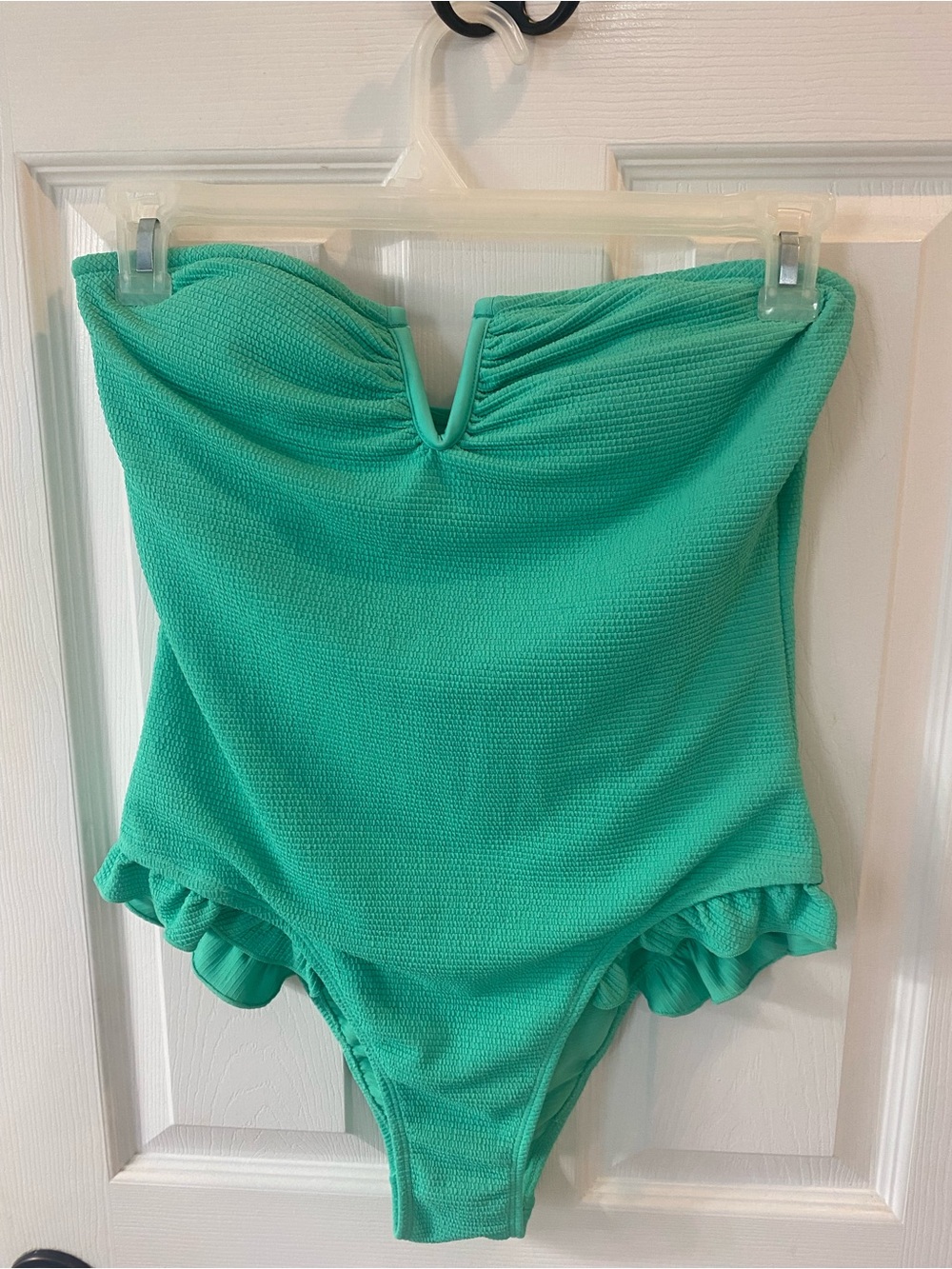 Cupshe Strapless One-Piece Swimsuit in Mint
